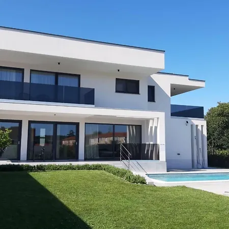 Andris Mit Garten- Grill Und Terrasse By Interhome