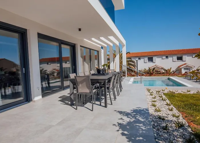 Andris Mit Garten- Grill Und Terrasse By Interhome Hébergement de vacances Ližnjan